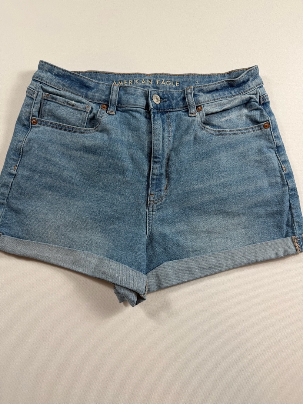 American Eagle Mom Shorts High Rise Stretch Denim Cuffed Jean Shorts 12 Relaxed